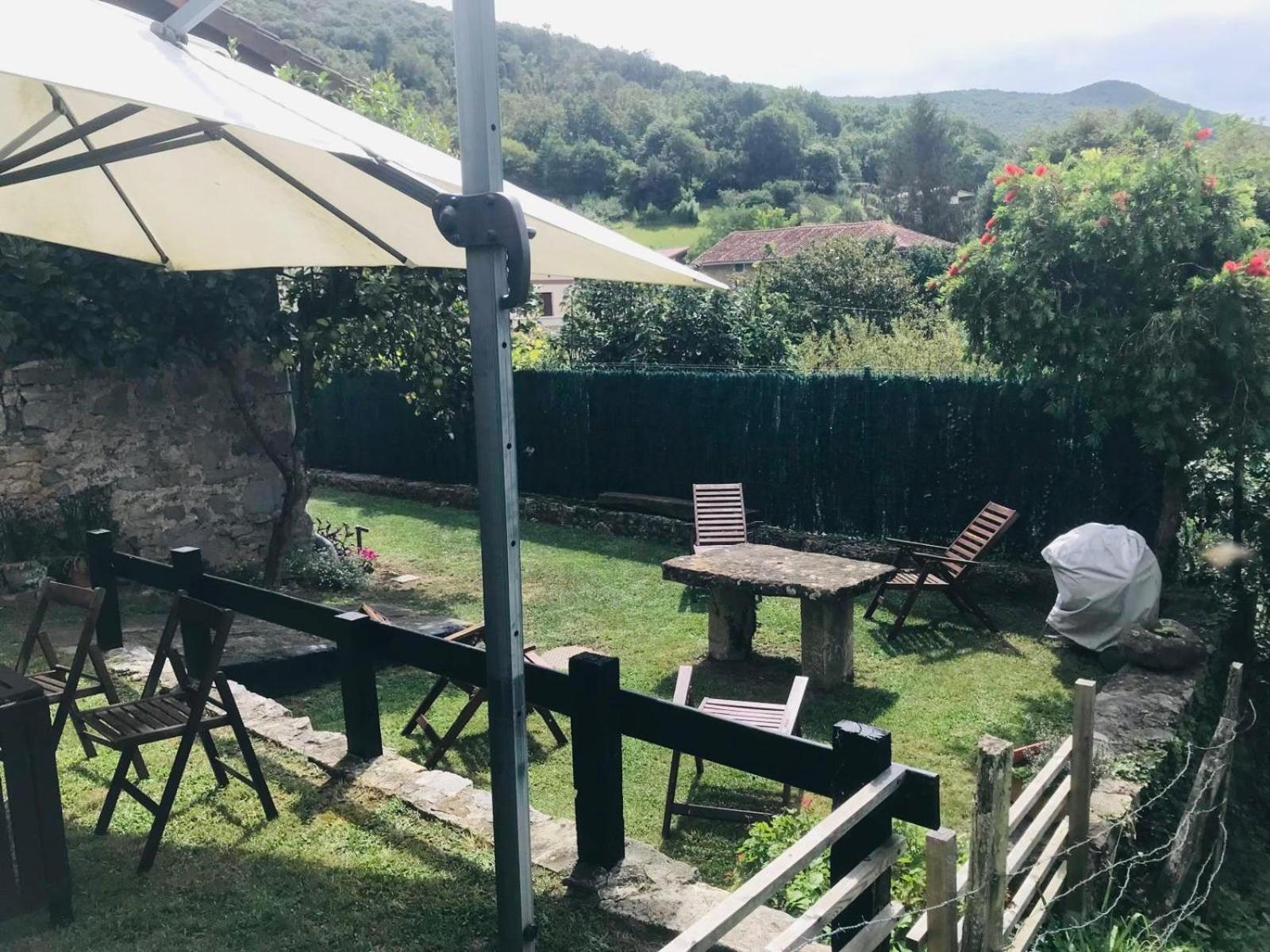 Tranquilidad en la Reserva de Urdaibai Canala Exterior foto
